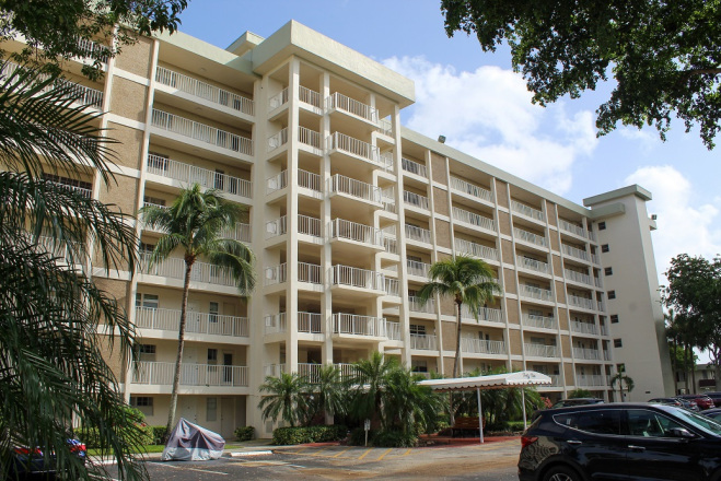 Palm Aire 4